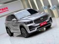 2025 Geely Monjaro (Xingyue L) I Рестайлинг (China Market), серебристый, 3260999 рублей - вид 2