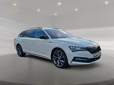 2023 Skoda Superb III Рестайлинг, белый, 4000000 рублей, вид 2