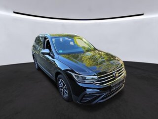 2022 Volkswagen Tiguan Allspace II Рестайлинг, чёрный, 2775000 рублей, вид 1