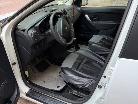 2016 Renault Logan II, белый, 400000 рублей, вид 5