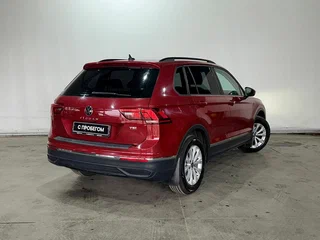 2021 Volkswagen Tiguan II Рестайлинг, красный, 2299000 рублей, вид 5