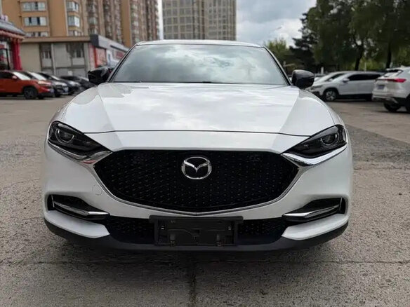 2021 Mazda CX-4 I Рестайлинг, белый, 1565000 рублей
