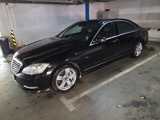 2012 Mercedes-Benz S-Класс 500 Long V (W221) Рестайлинг, чёрный, 1600000 рублей, вид 1