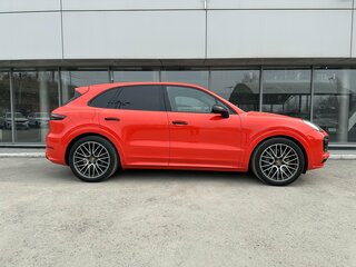 2019 Porsche Cayenne S III, оранжевый, 9000000 рублей, вид 3