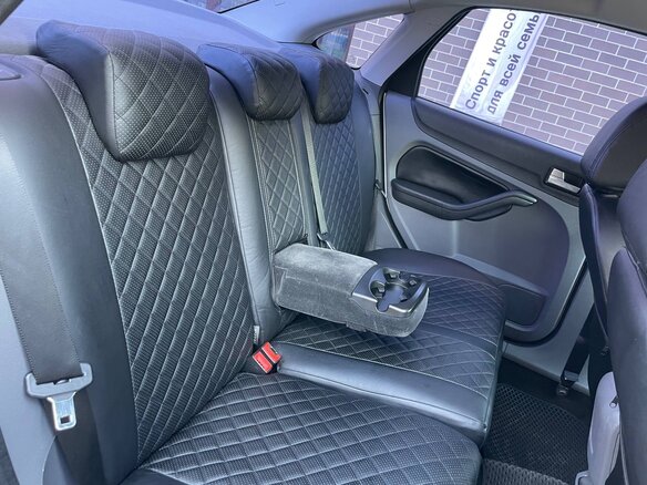 2008 Ford Focus II Рестайлинг, серебристый, 650000 рублей - вид 15