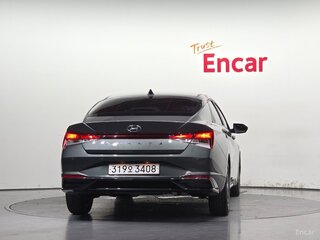 2023 Hyundai Avante VII, чёрный, 1570000 рублей, вид 4