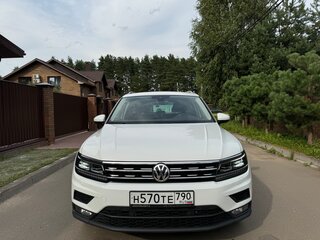 2020 Volkswagen Tiguan II, белый, 2870000 рублей, вид 4