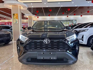 2024 Toyota RAV4 V (XA50), чёрный, 3060000 рублей, вид 3