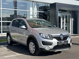 2017 Renault Sandero Stepway II, серебристый, 890000 рублей, вид 1