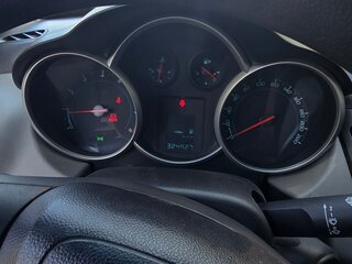 2012 Chevrolet Cruze I, белый, 750000 рублей, вид 5