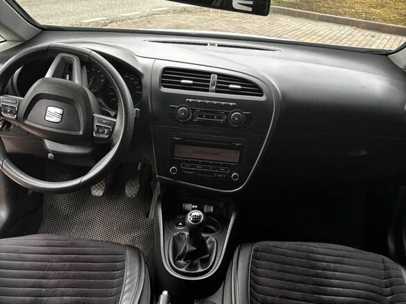 2012 SEAT Leon II Рестайлинг, белый, 670000 рублей - вид 5