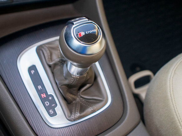 2012 Audi Q3 I (8U), синий, 1599000 рублей - вид 20
