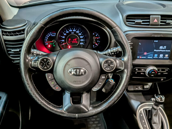 2018 Kia Soul II Рестайлинг, серебристый, 1595000 рублей - вид 20