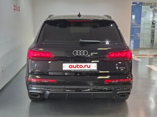 2026 Audi Q7 55 TFSI II (4M) Рестайлинг 2, чёрный, 12800678 рублей, вид 4