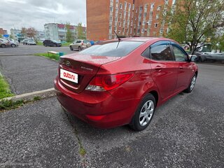 2013 Hyundai Solaris I, красный, 680000 рублей, вид 4