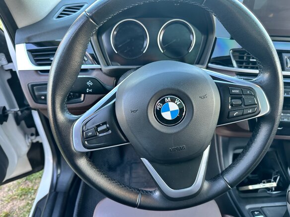 2020 BMW X1 Long 20Li sDrive II (F48) Рестайлинг, белый, 2890000 рублей - вид 8