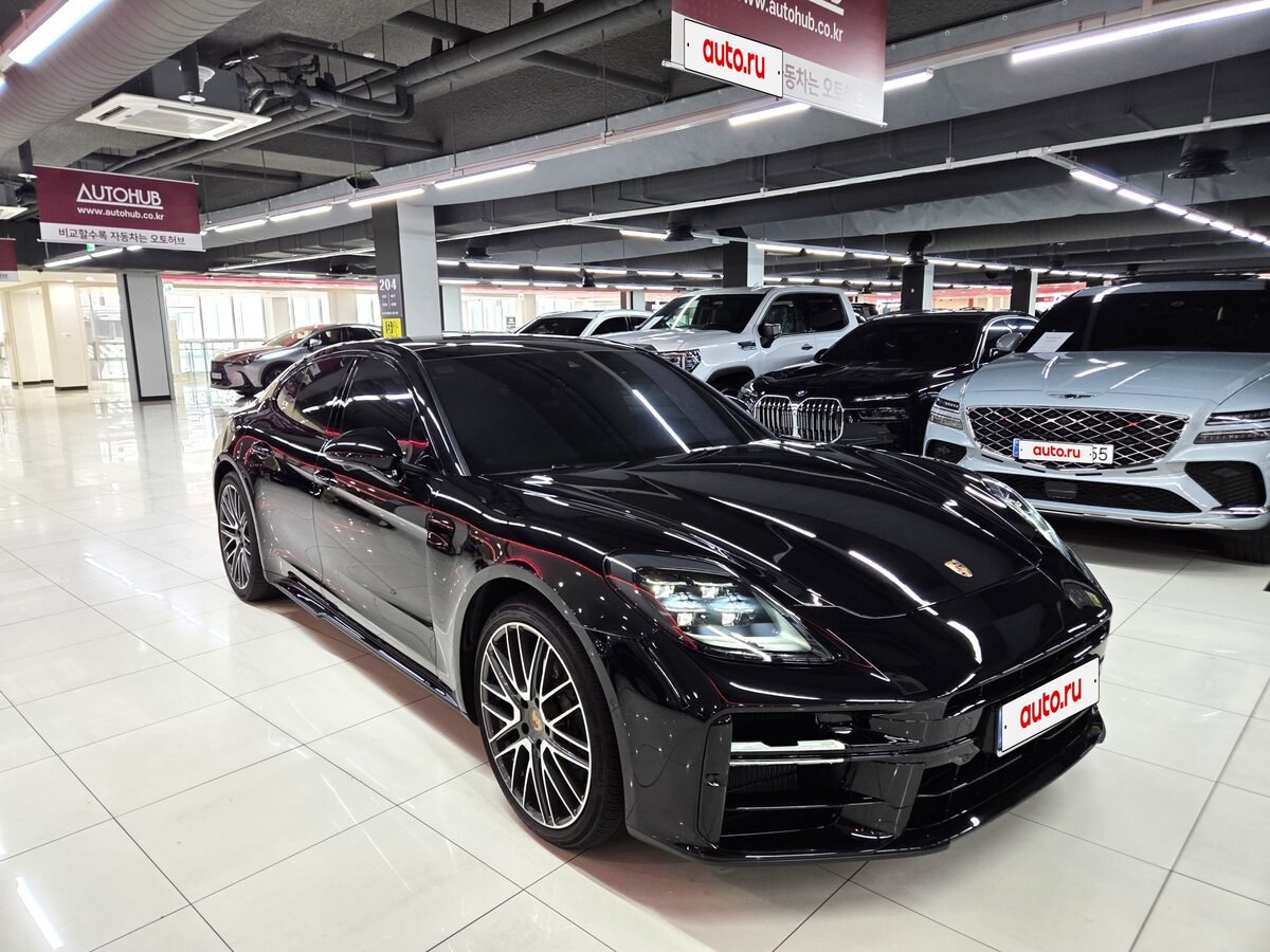 Открыть фотографии: Porsche Panamera III