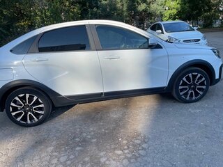 2023 Lada (ВАЗ) Vesta Cross I Рестайлинг (NG), белый, 1300000 рублей, вид 4