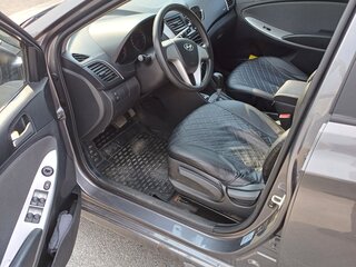 2011 Hyundai Solaris I, серый, 620000 рублей, вид 5