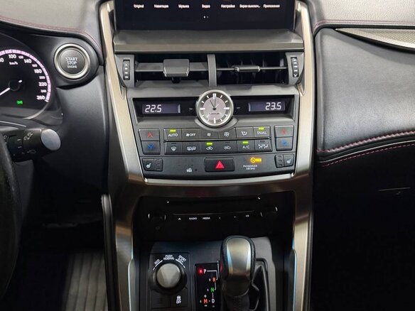 2016 Lexus NX 200t I, серый, 3000000 рублей - вид 12