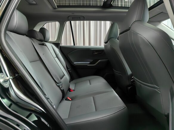 2026 Toyota RAV4 VI (XA60), чёрный - вид 7