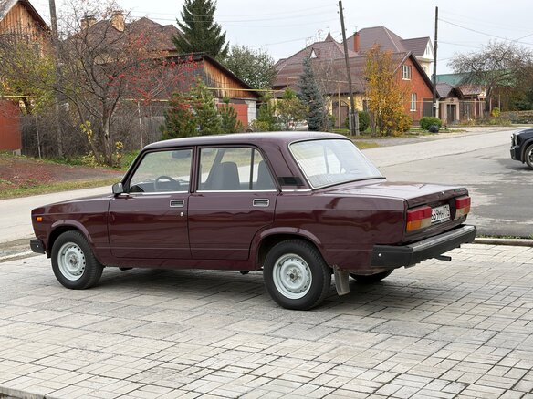 2008 Lada (ВАЗ) 2107, красный - вид 6