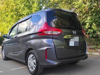 2019 Honda Freed II, серый, 1690000 рублей, вид 5