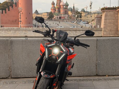 2024 KTM 990 Duke, чёрный, 1230000 рублей, вид 1