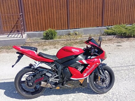 2003 Yamaha YZF-R1, красный, 487000 рублей, вид 2