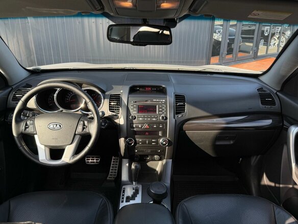 2009 Kia Sorento II, бежевый, 1590000 рублей - вид 11