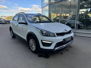 2020 Kia Rio X-Line IV, белый, 1490000 рублей, вид 1