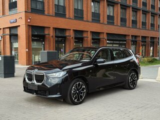 2026 BMW X3 Long 30L xDrive IV (G45/G48), чёрный, 7050000 рублей, вид 4