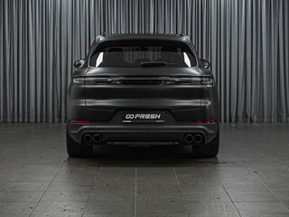 2024 Porsche Cayenne III Рестайлинг, чёрный, 16350000 рублей, вид 4