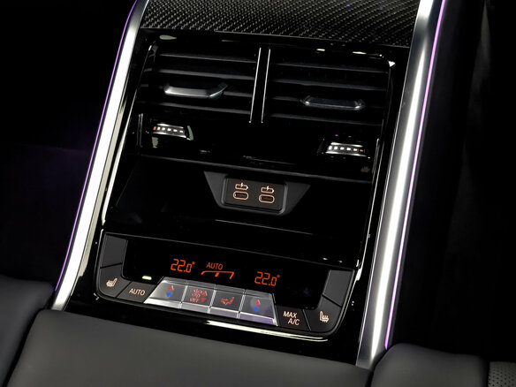 2021 BMW M8 Gran Coupe Competition I (F91/F92/F93), белый, 11900000 рублей - вид 29