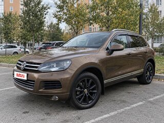 2011 Volkswagen Touareg II, коричневый, 1400000 рублей, вид 2