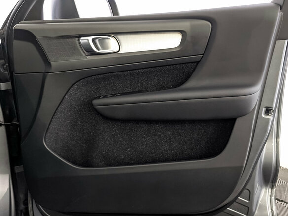 2018 Volvo XC40 I, серый - вид 23