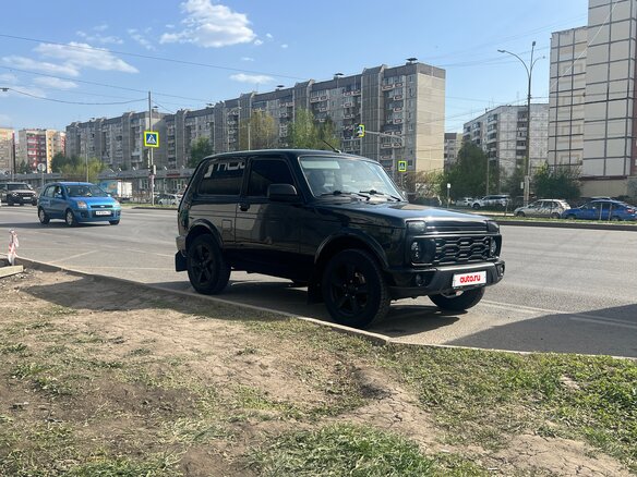 2021 Lada (ВАЗ) 2121 (4x4) Urban I Рестайлинг (2020), чёрный - вид 1