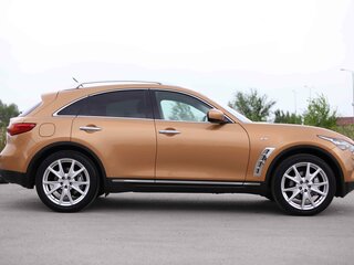 2010 Infiniti FX37 II (S51), золотистый, 1872000 рублей, вид 4