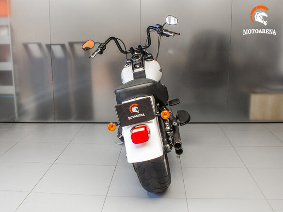 2011 Harley-Davidson Fat Boy, белый, 1016436 рублей - вид 5