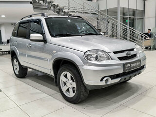 2012 Chevrolet Niva I Рестайлинг, серый, 450000 рублей, вид 3