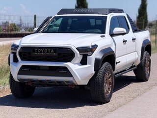 2026 Toyota Tacoma IV, белый, 9999000 рублей, вид 1