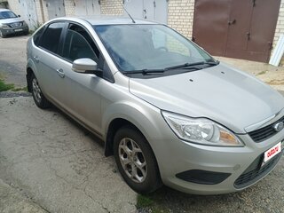 2010 Ford Focus II Рестайлинг, серебристый, 670000 рублей, вид 3