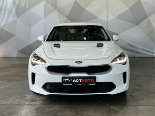 2018 Kia Stinger I, белый, 2490000 рублей, вид 2