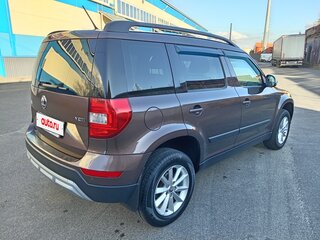 2015 Skoda Yeti I Рестайлинг, коричневый, 1360000 рублей, вид 4
