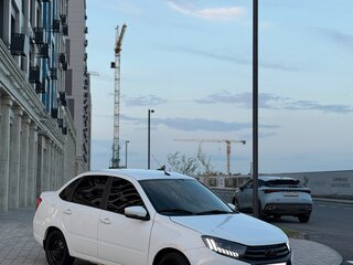 2023 Lada (ВАЗ) Granta I Рестайлинг, белый, 700000 рублей, вид 2