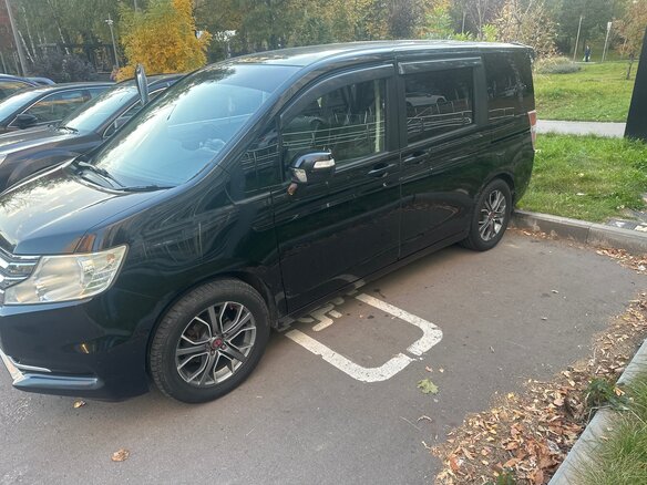 2012 Honda Stepwgn IV Рестайлинг, чёрный, 1600000 рублей - вид 9