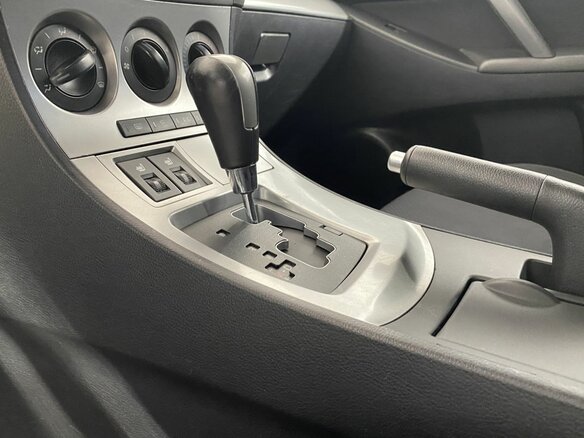 2011 Mazda 3 II (BL), чёрный, 800000 рублей - вид 18