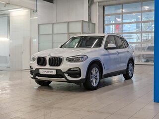 2018 BMW X3 20i xDrive III (G01), белый, 3699000 рублей, вид 3