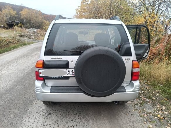 2000 Suzuki Grand Vitara I, белый, 540000 рублей - вид 7