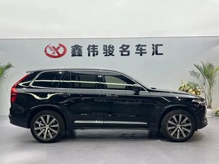 2023 Volvo XC90 II Рестайлинг 1, чёрный, 5956508 рублей, вид 3